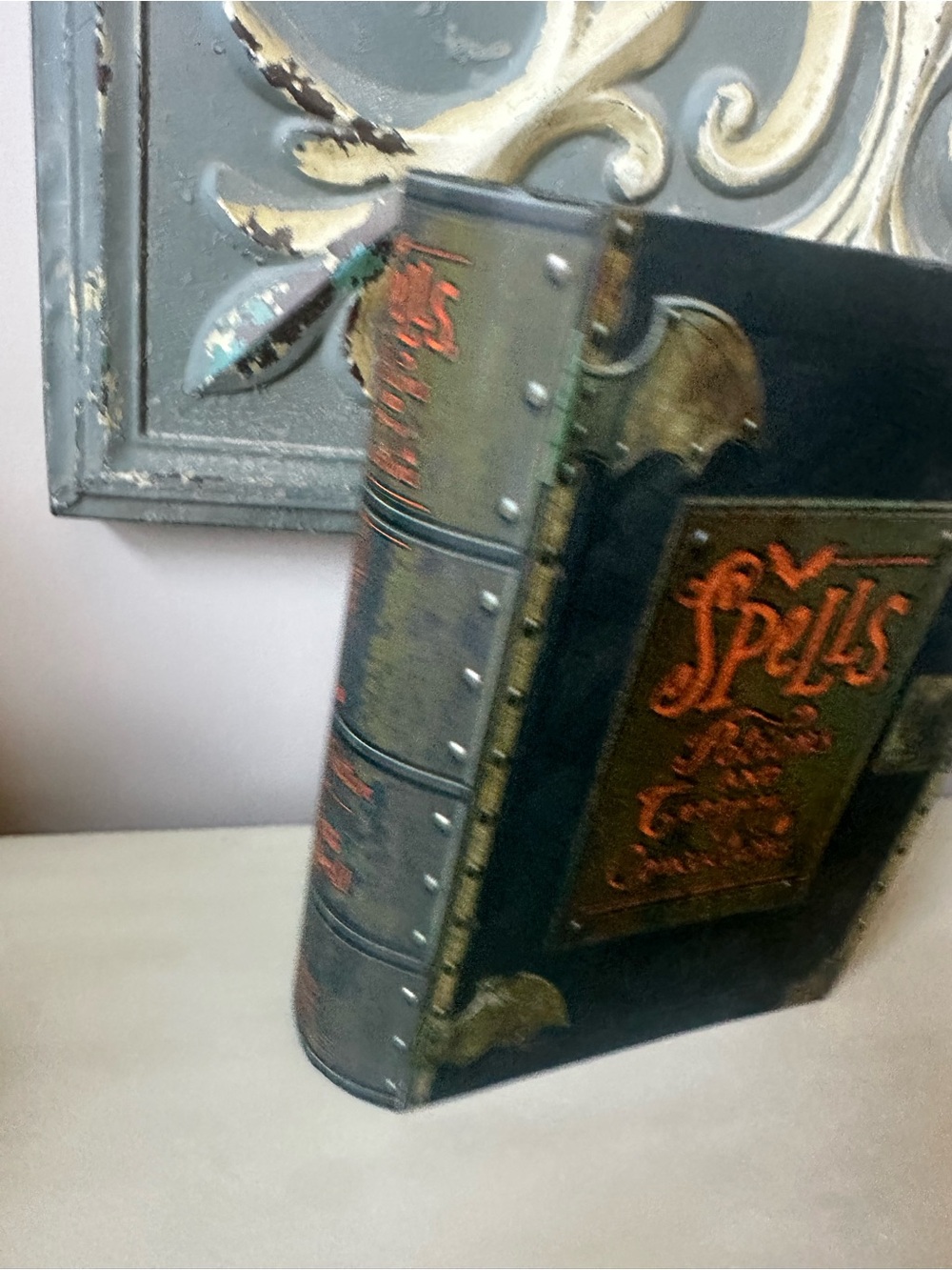 Hallmark spells Halloween book